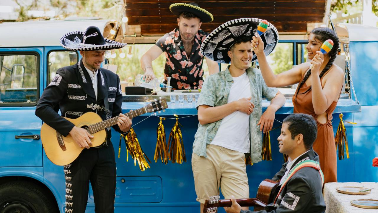 📢 8 Claves para Mantener una Buena Relación con Clientes y Organizadores de Eventos como Músico 🎶